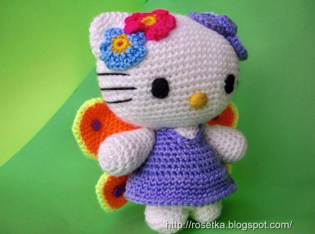 Hello kitty амигуруми. Игрушка вязаная крючком для начинающих Хелло Китти. Хэллоу Китти собачка вязаная крючком. Вязаные крючком Хеллоу Китти Зайка. Hello Kitty бабочка.