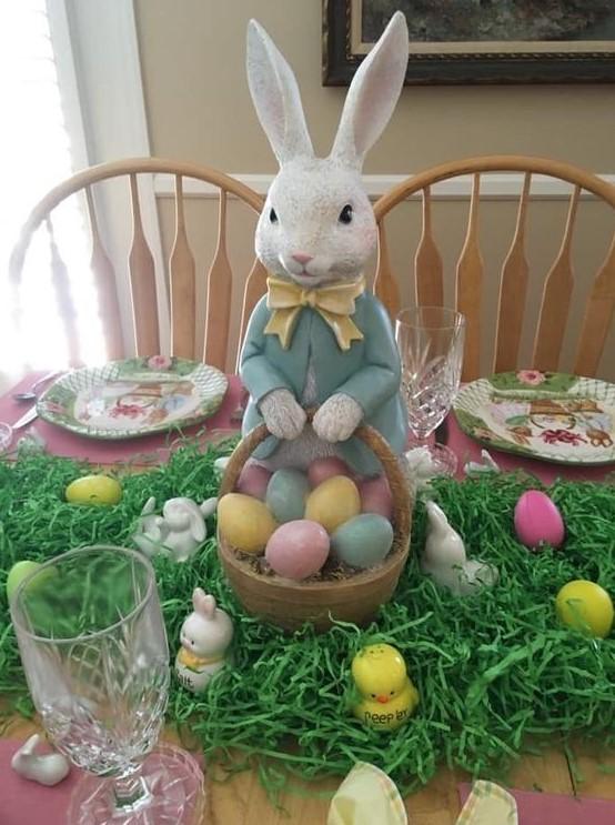 Статуэтка пасхальный кролик, пасхальный декор, украшение пасхального стола, Easter Bunny figurine, Easter decor, Easter table decoration