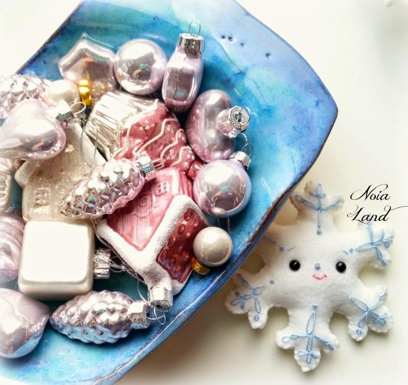 снежинка из фетра своими руками, мастер-класс новогодней игрушки снежинки, выкройка снежинки, handmade toy