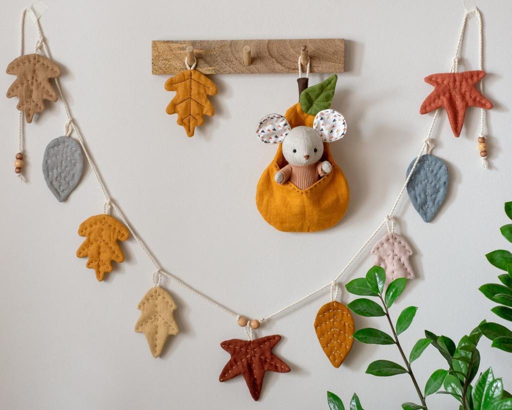 осенняя игрушка ручной работы, осенний декор детской комнаты своими руками, handmade autumn toy, diy autumn decor for a children's room